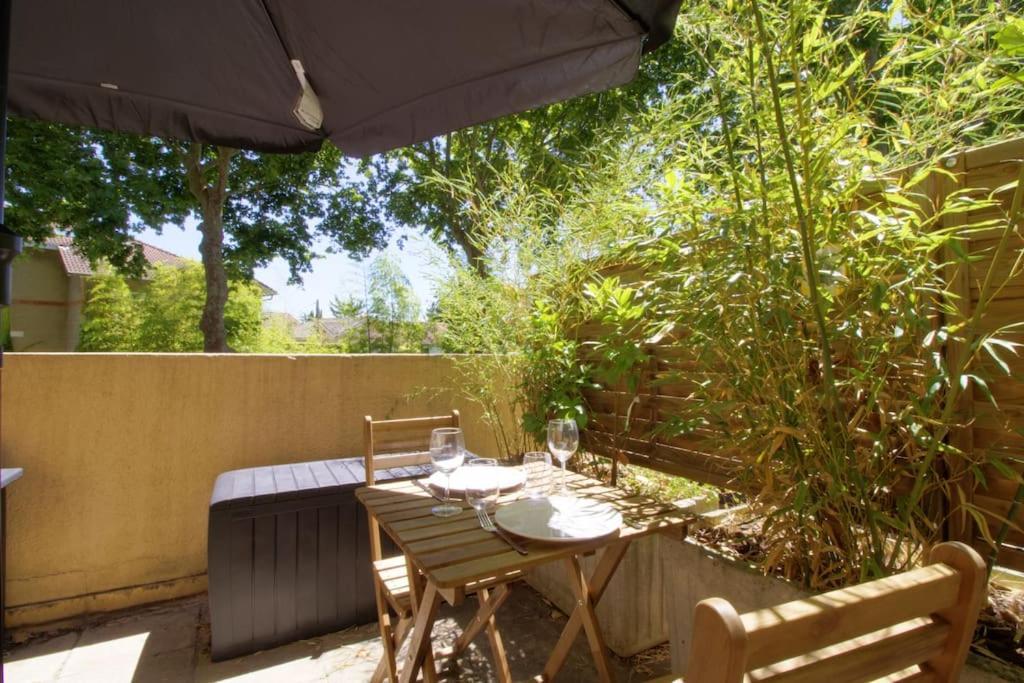 Studio Parking Terrasse Fibre Toulouse Luaran gambar